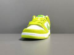 SB DUNK x GREEN APPLE