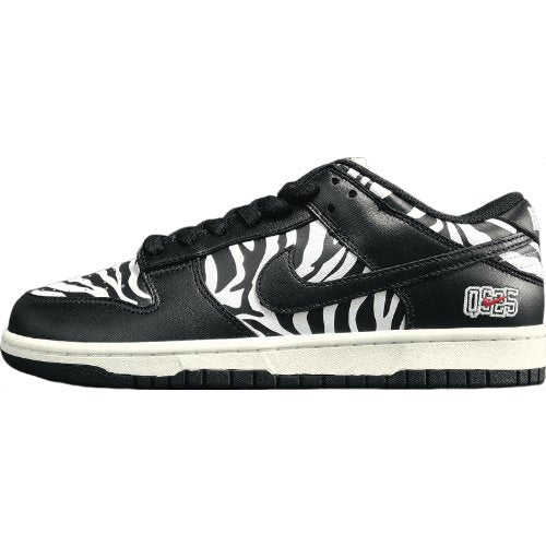 SB DUNK x QUARTERSNACKS ZEBRA