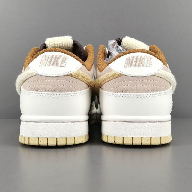 SB DUNK x YEAR OF THE RABBIT FOSSIL STONE