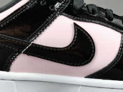 SB DUNK x PINK FOAM BLACK