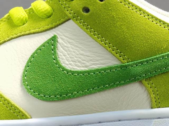 SB DUNK x GREEN APPLE