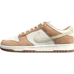 SB DUNK x UNC