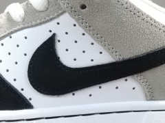 SB DUNK x CHLOROPHYLL