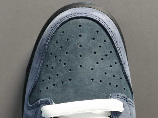 SB DUNK x CONCEPTS BLUE LOBSTER