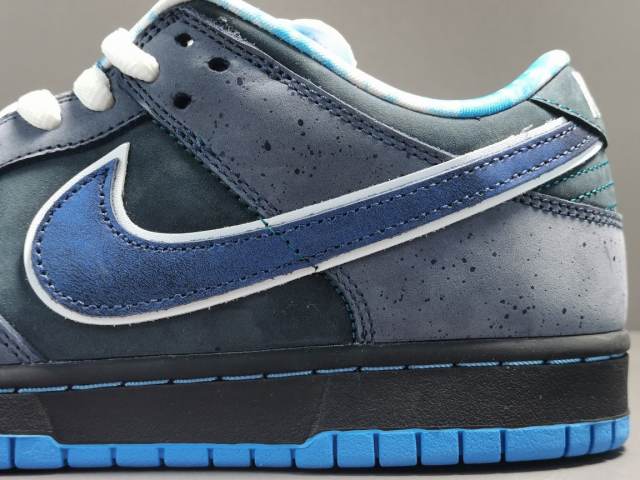SB DUNK x CONCEPTS BLUE LOBSTER