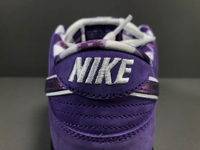SB DUNK x CONCEPTS RED LOBSTER