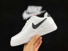 AIR FΟRCE 1 Low White/Black/Red Hiking Buckle
