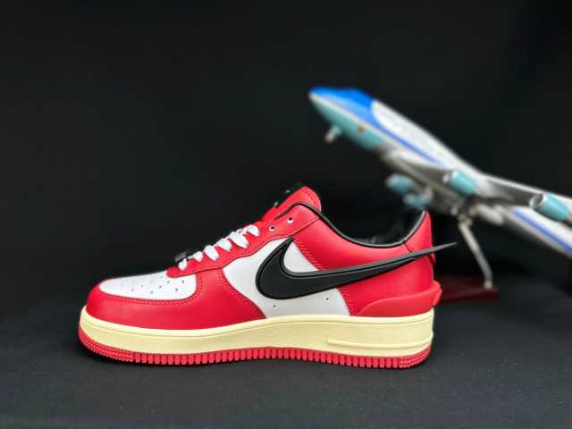 AIR FΟRCE 1 Big Swoosh Red