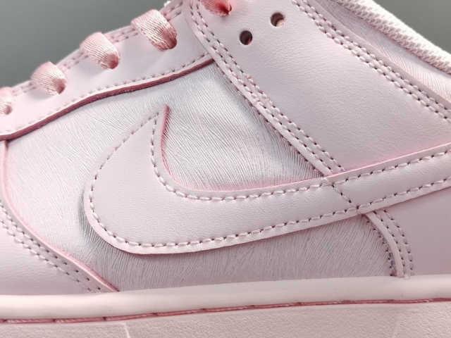SB DUNK x OFF-WHITE LOT 28