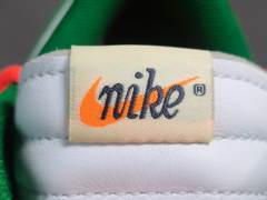 SB DUNK x OFF-WHITE PINE GREEN