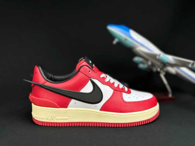 AIR FΟRCE 1 Big Swoosh Red