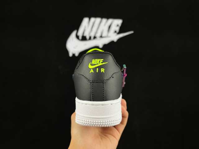 AIR FΟRCE 1 Low White/Black/Red Hiking Buckle