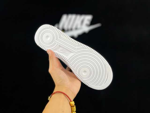 AIR FΟRCE 1 Low Gold Chain