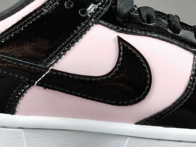 SB DUNK x PINK FOAM BLACK