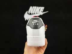 AIR FΟRCE 1 Low White/Black/Red Hiking Buckle