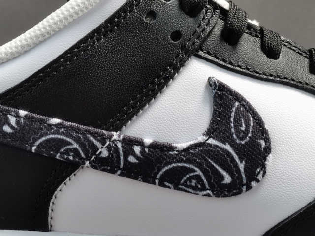 SB DUNK x PAISLEY PACK BLACK