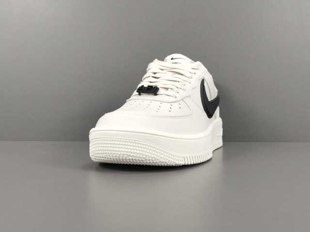 AIR FΟRCE 1 x AMBUSH PHANTOM