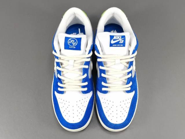 SB DUNK x FLY STREETWEAR GARDENIA