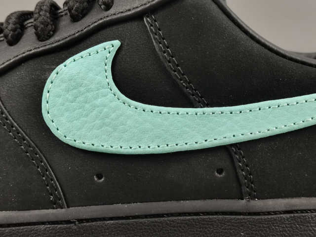 AIR FΟRCE 1 x TIFFANY & CO.1837