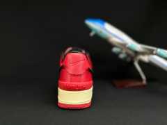 AIR FΟRCE 1 Big Swoosh Red