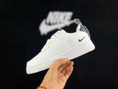 AIR FΟRCE 1 Low White/Black