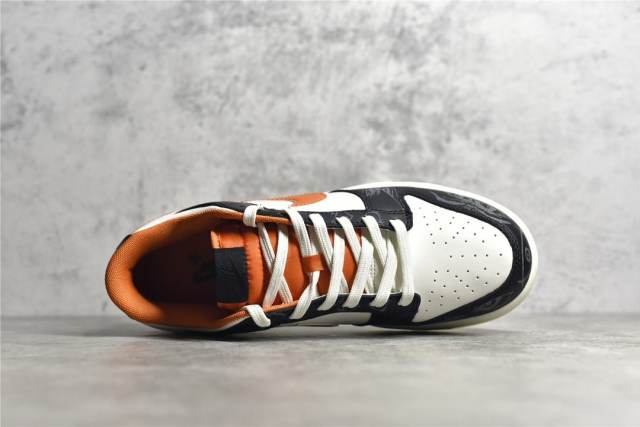 SB DUNK x HALLOWEEN