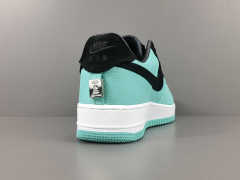 AIR FΟRCE 1 x TIFFANY & CO.1837 (FRIENDS AND FAMILY)