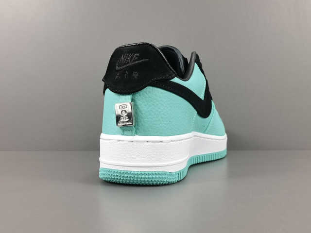 AIR FΟRCE 1 x TIFFANY & CO.1837 (FRIENDS AND FAMILY)