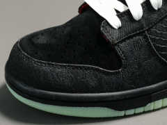 SB DUNK x HALLOWEEN