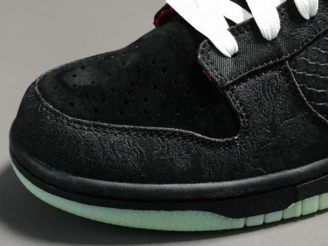 SB DUNK x HALLOWEEN