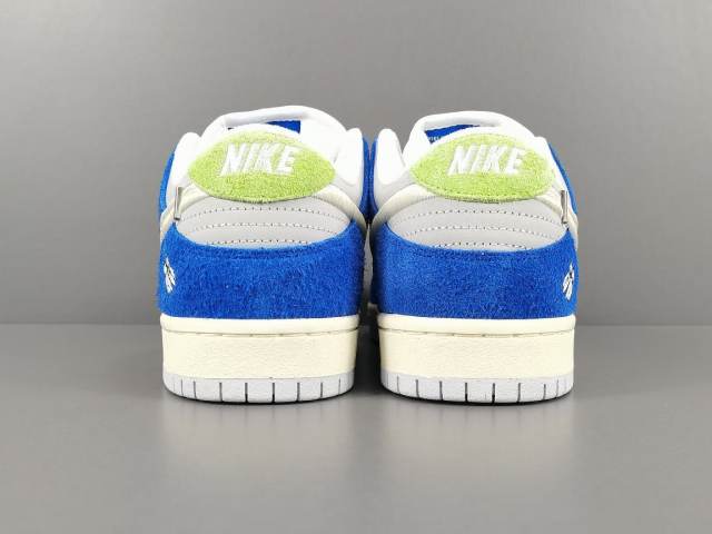 SB DUNK x FLY STREETWEAR GARDENIA