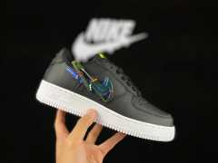 AIR FΟRCE 1 Low White/Black/Red Hiking Buckle