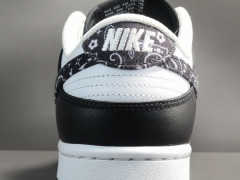SB DUNK x PAISLEY PACK BLACK