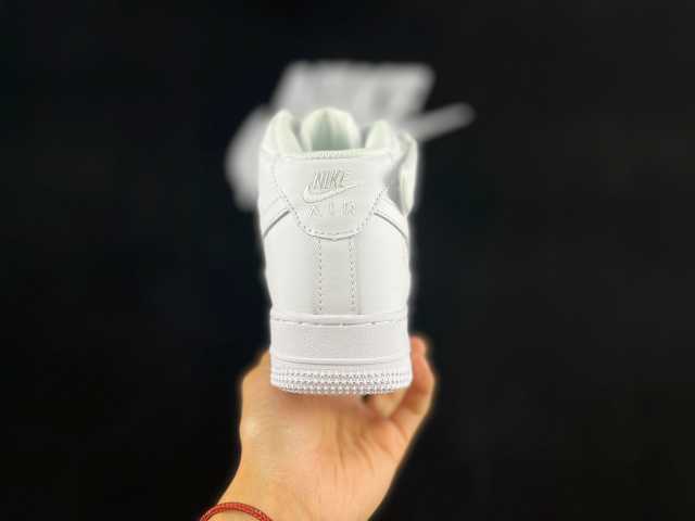 AIR FΟRCE 1 Mid Triple White