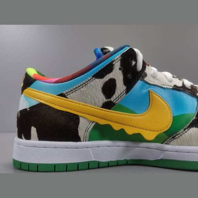 SB DUNK LOW x BEN & JERRY'S CHUNKY DUNKY