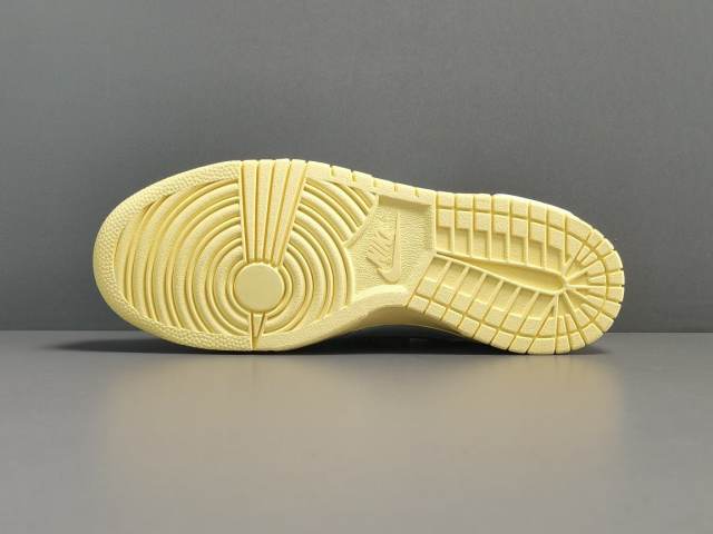 SB DUNK x OFF-WHITE LOT 01