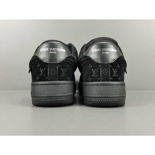 AIR FΟRCE 1 BLACK/BLACK