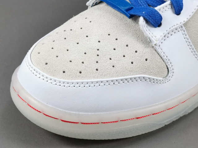 SB DUNK x YEAR OF THE RABBIT WHITE RABBIT