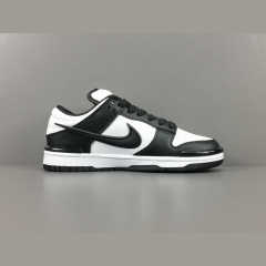 SB DUNK LOW TWIST x PANDA