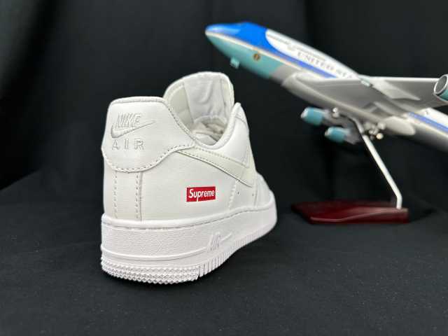 AIR FΟRCE 1 Supreme White