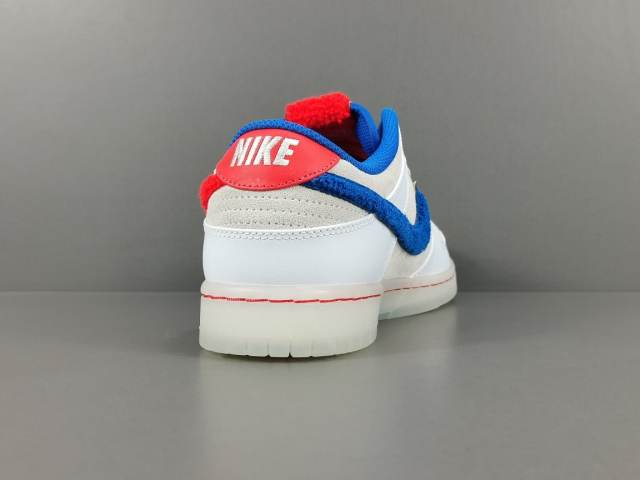 SB DUNK x YEAR OF THE RABBIT WHITE RABBIT