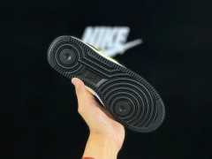 AIR FΟRCE 1 Low Black/White/Yellow Swoosh