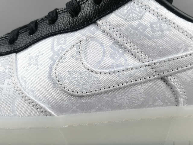 SB DUNK x CLOT FRAGMENT WHITE