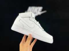 AIR FΟRCE 1 Mid Triple White