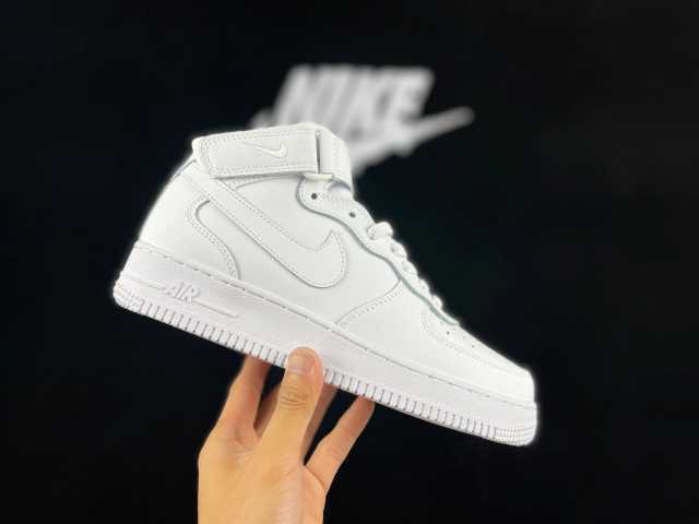 AIR FΟRCE 1 Mid Triple White