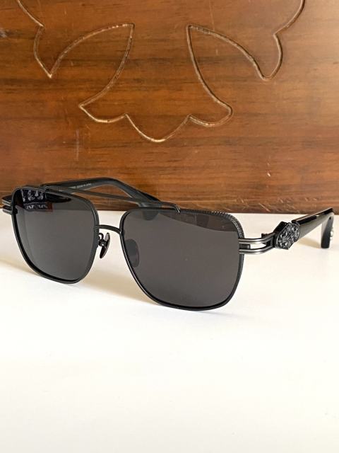 1:1 Top Quality Chrοme Heαrts Glasses