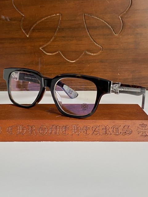 1:1 Top Quality Chrοme Heαrts Sword Glasses