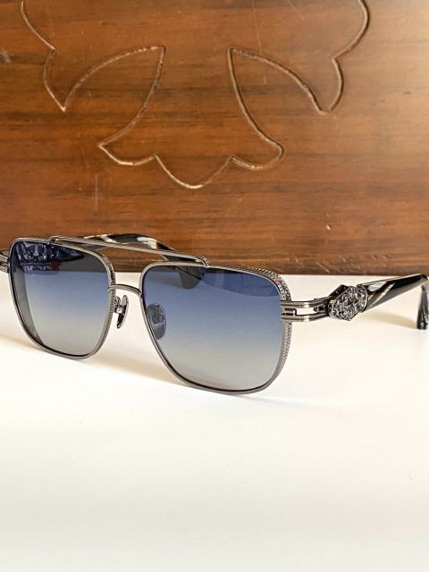 1:1 Top Quality Chrοme Heαrts Glasses