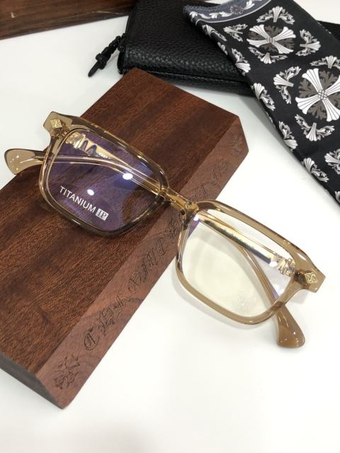 1:1 Top Quality Chrοme Heαrts Glasses