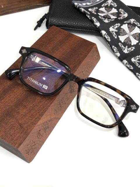 1:1 Top Quality Chrοme Heαrts Glasses